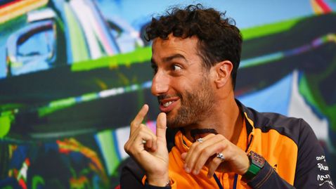  Рикардо възнамерява да пресече Америка с мотоциклет 