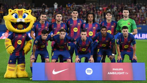 Играчите на Барса напуснаха стадиона некъпани