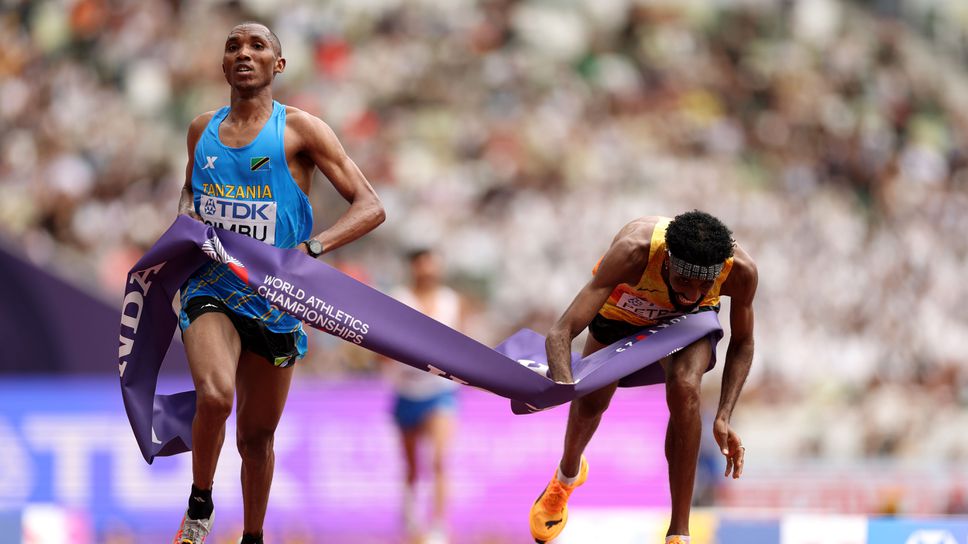 Алфонс Симбу спечели драматично финала в маратона при мъжете на