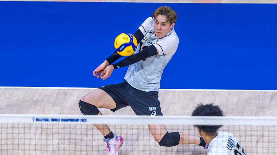 Японската суперзвезда Ран Такахаши вдъхновява звездите на бъдещето от турнира на Левски в София