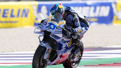 Алекс Маркес най-бърз до обяд в теста на "Мизано"