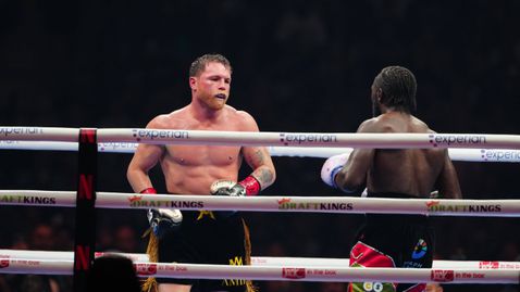 Ето колко души са гледали Канело - Крауфорд по Netflix