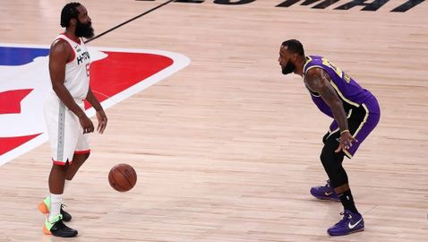 Хардън поведе Хюстън към успех над Лейкърс в мач №1, ЛеБрон с антирекорд