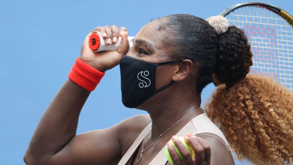 Сакари затрудни, но не успя да спре похода на Серина на US Open