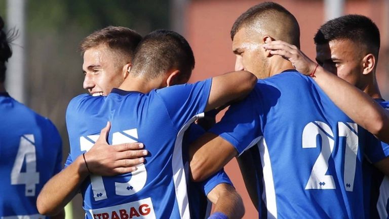 Левски разби "червените" в дербито на U19 (видео+галерия)