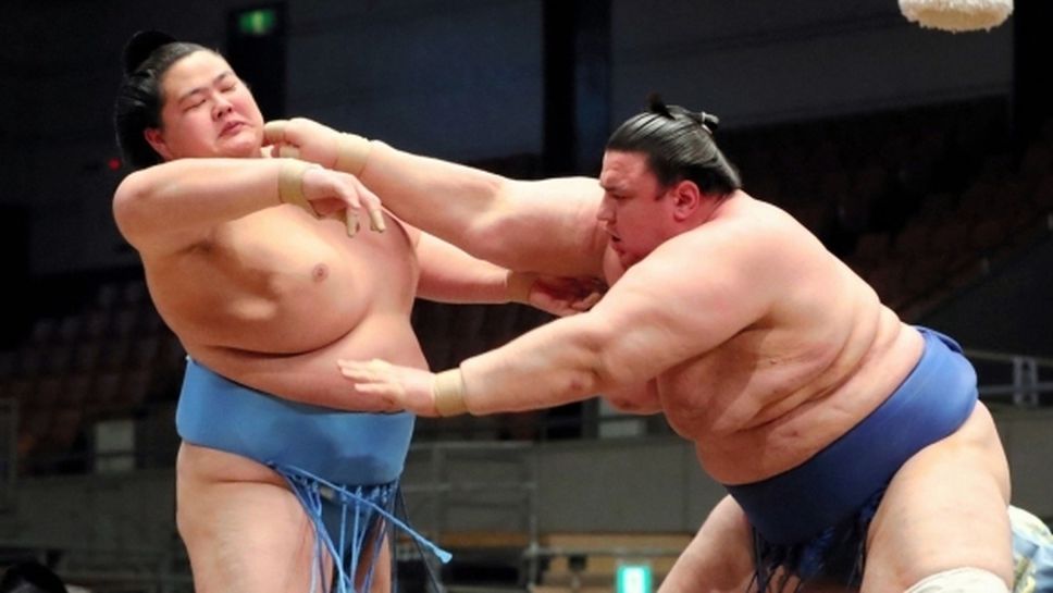 Аоияма постигна втора победа на турнира в Токио