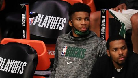 Янис намекна, че ще остане в Милуоки