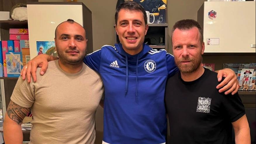 Световни шампиони поздравиха Кирил Евтимов