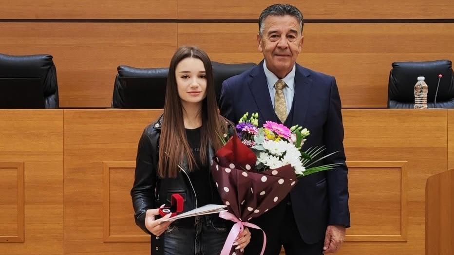 Щангистка бе отличена с "Почетна значка на град Пловдив"