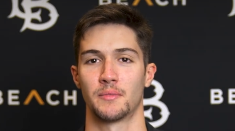 Лазар Бучков бе представен по любопитен начин в Лонг Бийч