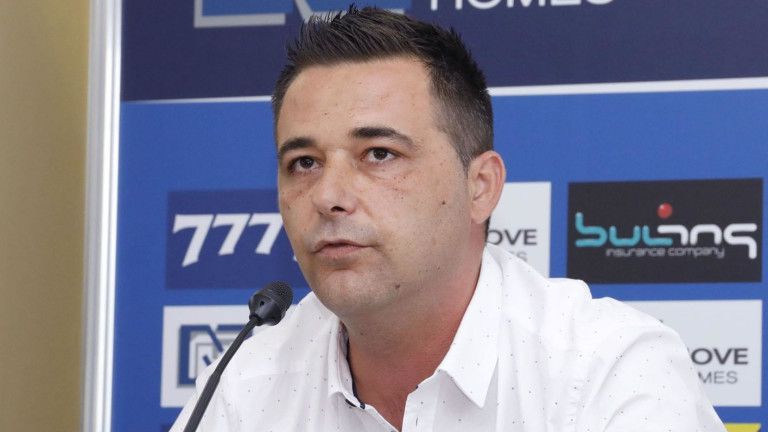 Българската треньорска школа по футбол има нов шеф
