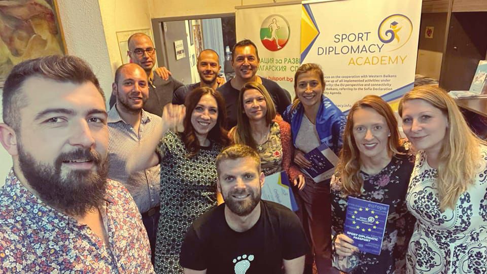 Завърши проектът "Спортна Дипломатическа Академия"