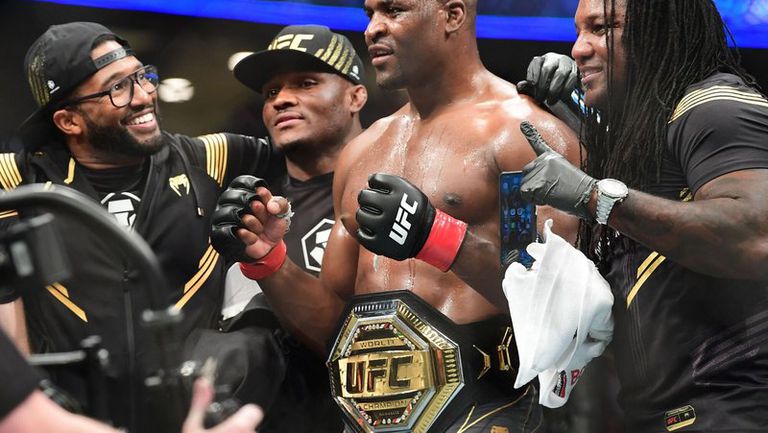 Франсис Нгану загатна че ще напусне UFC Шампионът в тежка