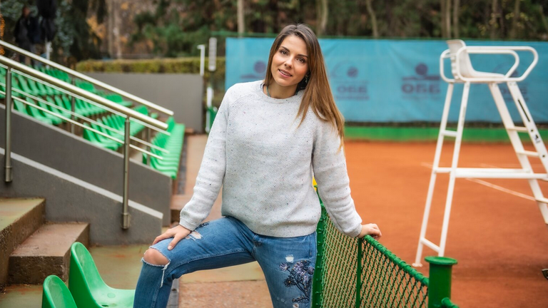 Първата ракета на България в женския тенис Виктория Томова говори