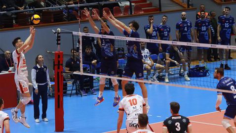 Николай Къртев и Аркас близо до плейофите за Купата на CEV