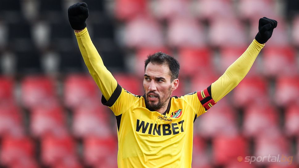 Ботев Пловдив официално обяви че се разделя с Ивелин Попов