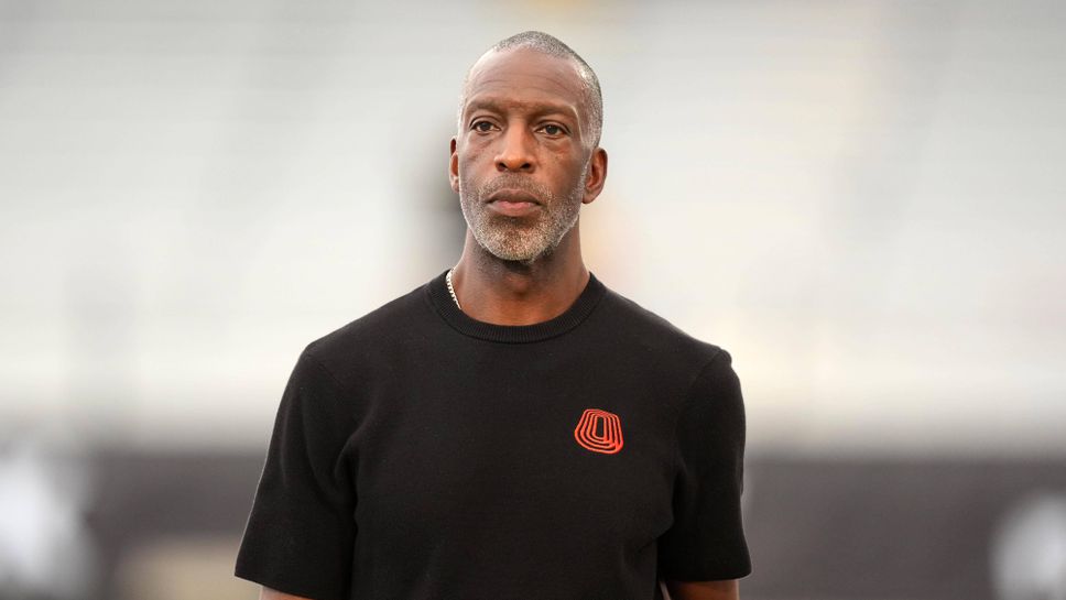 Някога будещ възхищение днес Майкъл Джонсън вижда репутацията си застрашена