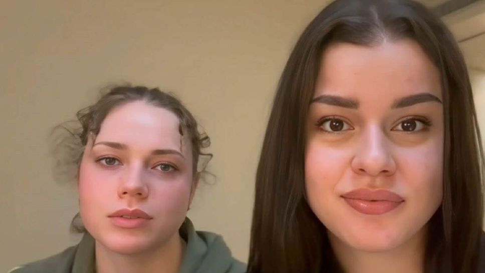 Микаела Стоянова и Цветомира Миткова които се развиха в школата