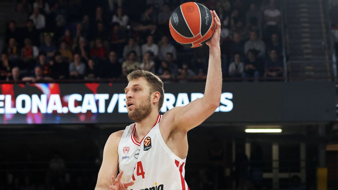 Везенков и компания срещу втория в Евролигата