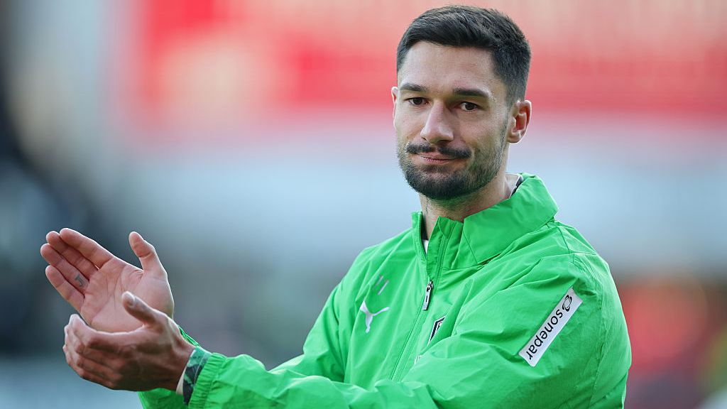 Капитанът на Борусия Мьонхенгладбах аут за дълго