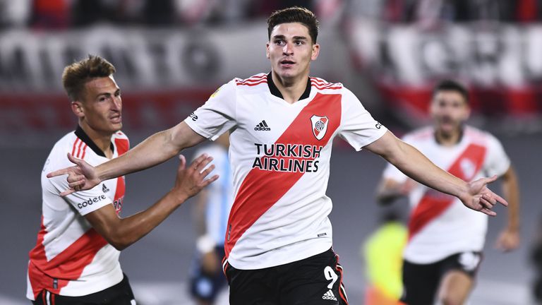  Предложили на Наполи голмайстора на Ривър Плейт за заместител на Инсиние 