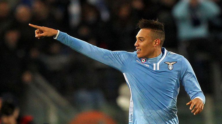  Бивш футболист на Лацио подписва с Ботев (Враца) 