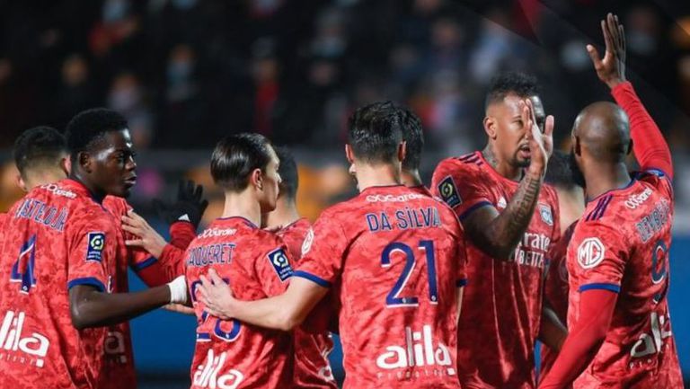  Лион се изкачи на десето място в Лига 1 