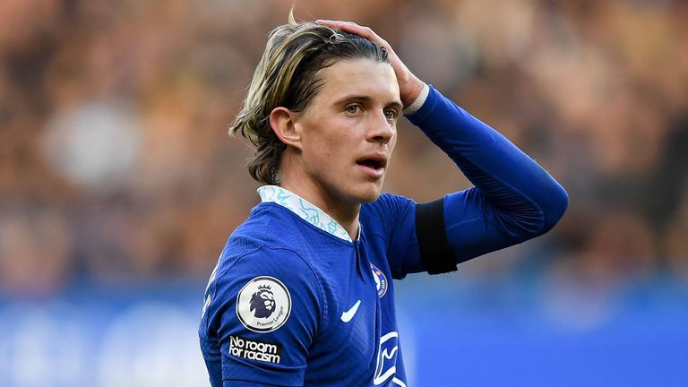 Кристъл Палас прави нов опит да си върне халфа Конър