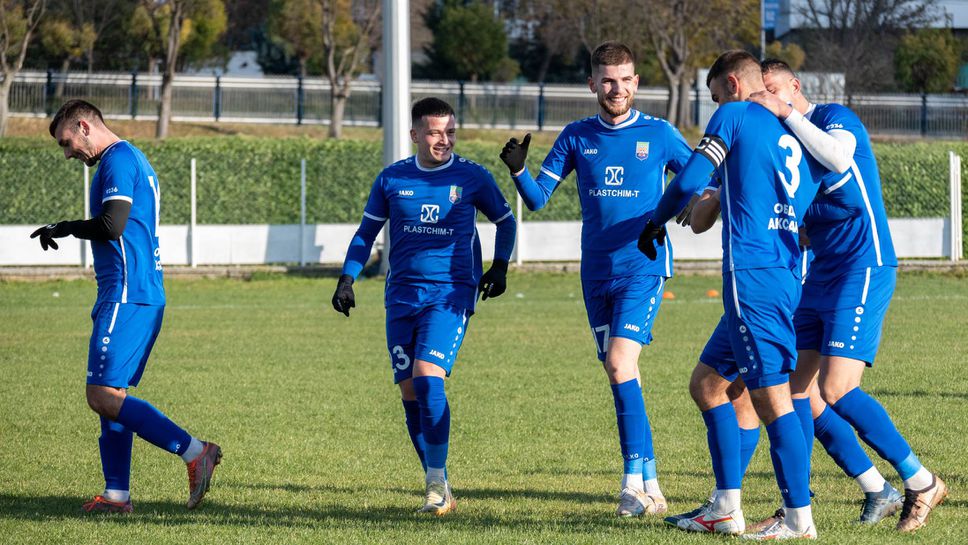 ФК Аксаково ще има нова и модерна трибуна на едноименния