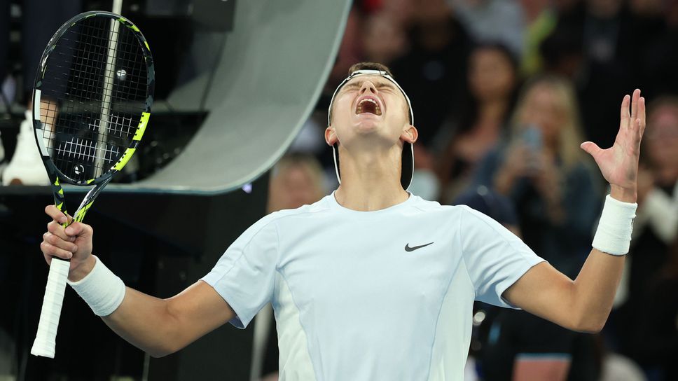 Руне показа характер и надви Беретини в зрелищна битка