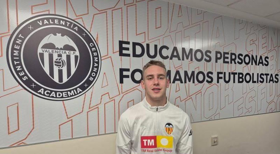 Талант на Славия подписа с Валенсия