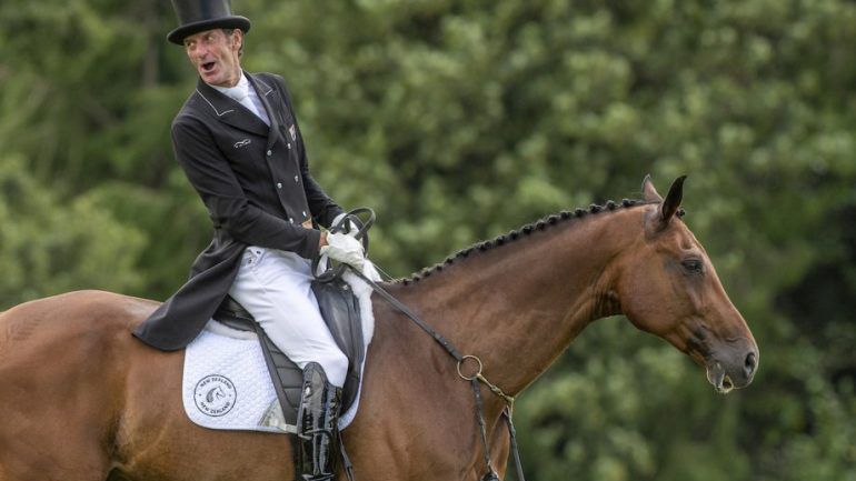 Олимпийският шампион Марк Тод е наказан, защото удари кон