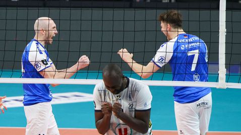 Тур поведе с 2:0, но Фридрихсхафен обърна двубоя и е на 1/4-финал в ШЛ