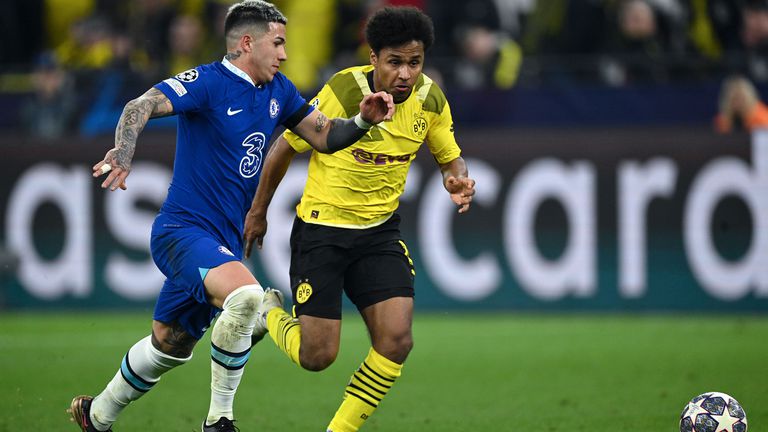 Футболистът на Борусия Дортмунд Карим Адейеми който отбеляза победния гол в