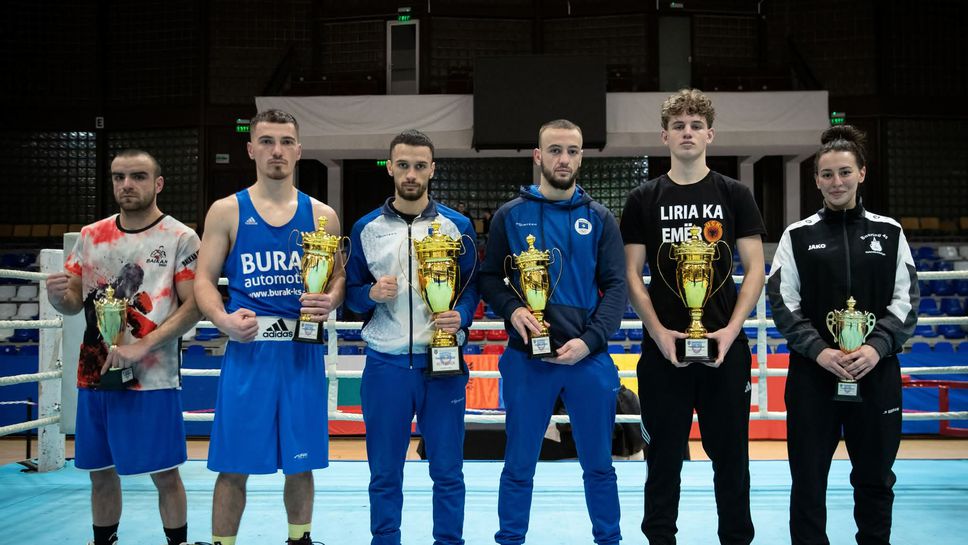 Българският боксьор Латин Иванов взе награда от 18 ото издание