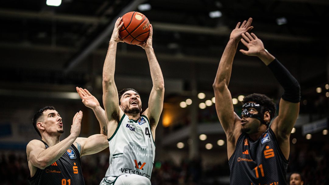 Йордан Минчев над всички при победа на Кемниц в Бундеслигата