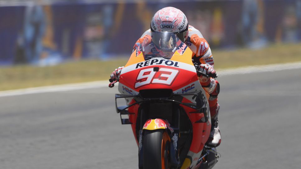 Маркес подкара мотоциклет на пистата "Каталуния"