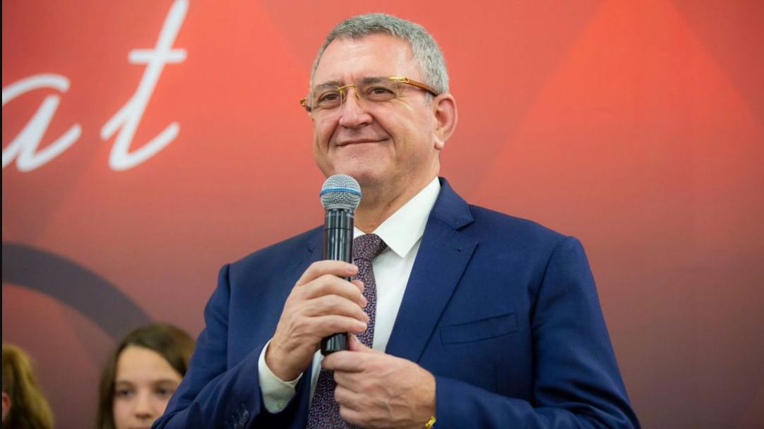 Президентът на Албанската футболна федерация беше преизбран за шести мандат