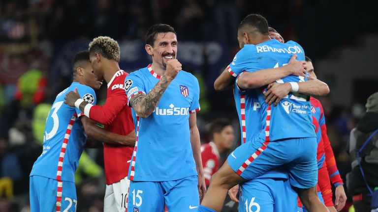 елиминира на осминафиналите в Шампионската лига след успех с 1 0