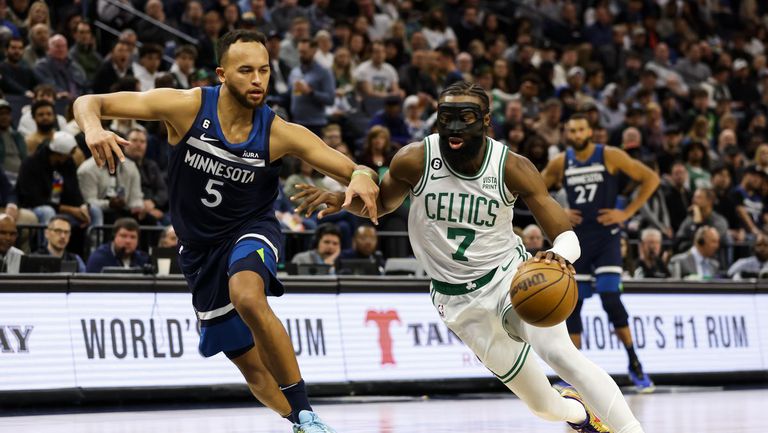 Бостън Селтикс увеличи кризата в Минесота след като ги победи