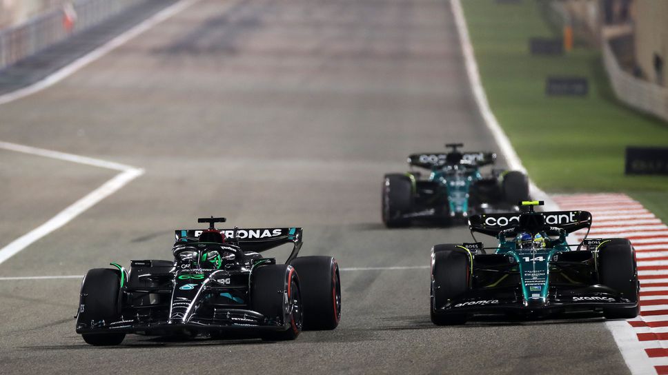 Алонсо: Копираме Ред Бул? Нали половината ни кола е от Мерцедес?