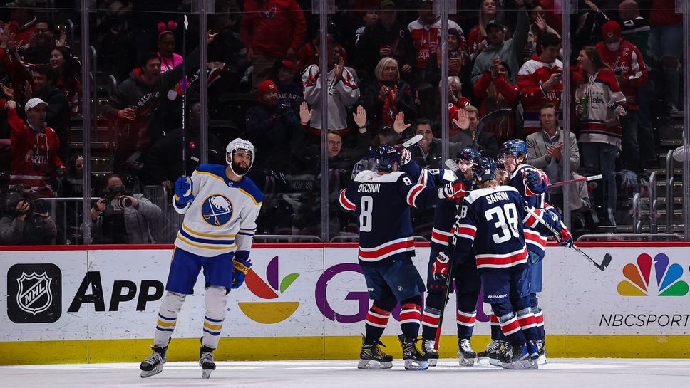 Александър Овечкин блесна с гол и асистенция при завръщането си на леда