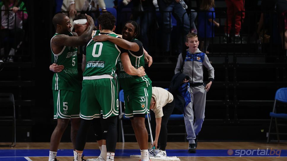 Черно море Тича приема Спартак Плевен в зала Христо Борисов