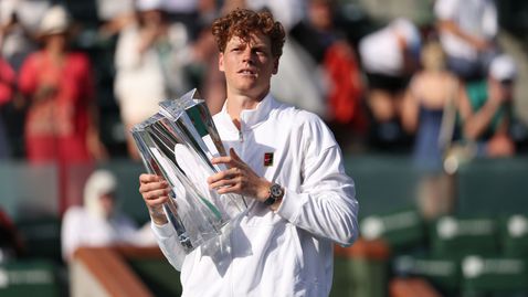 Синер с титла за историята в Индиън Уелс