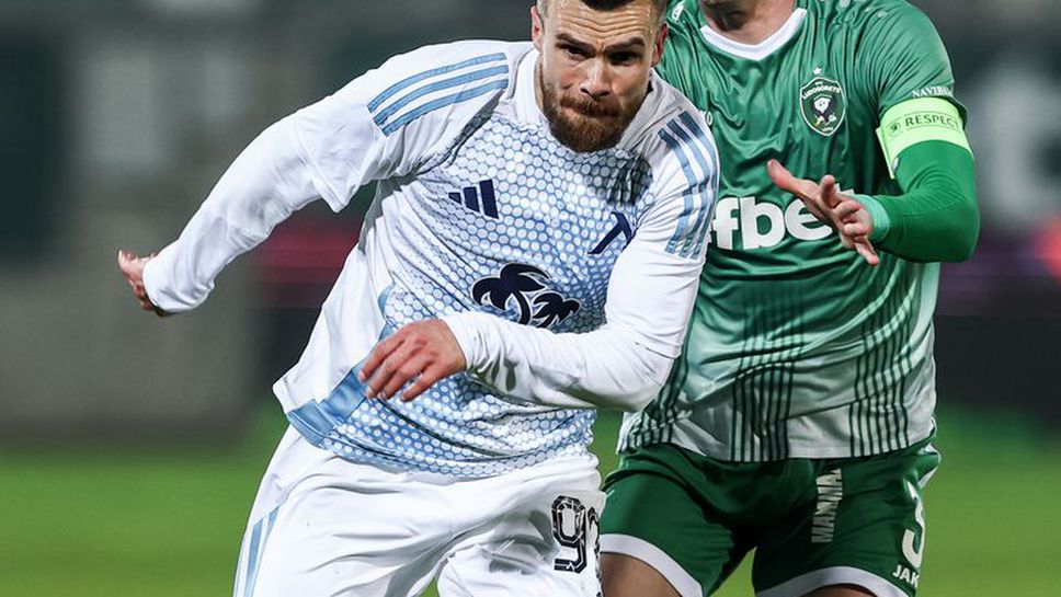 Левски и Лудогорец не искат титулярите им да пътуват до Индонезия и назад