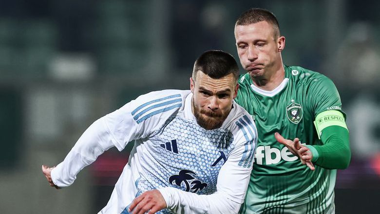 Левски и Лудогорец не искат титулярите им да пътуват до Индонезия и назад