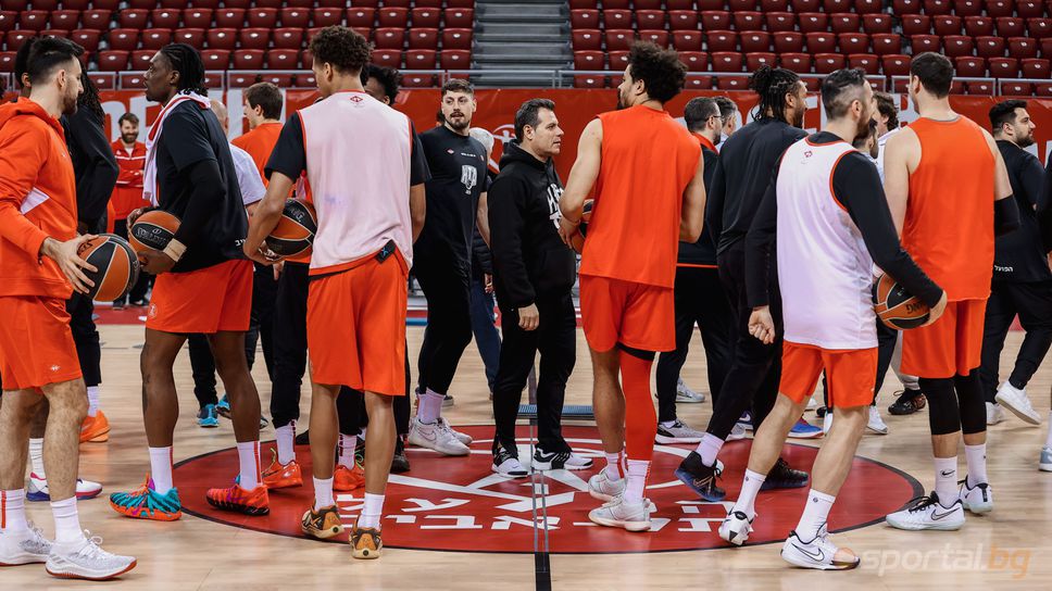 Апоел се готви за мача в София без една от големите си звезди