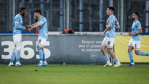 Червен картон не успя да сломи духа на Арда срещу 11 от Добруджа