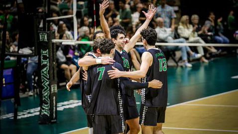 Кристиан Титрийски със 17 точки и силен мач за победа на Хавай