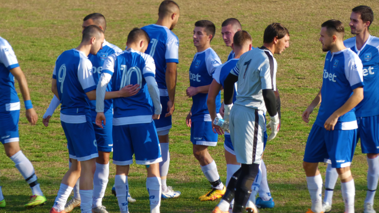  Левски (Карлово) надделя Карнобат 